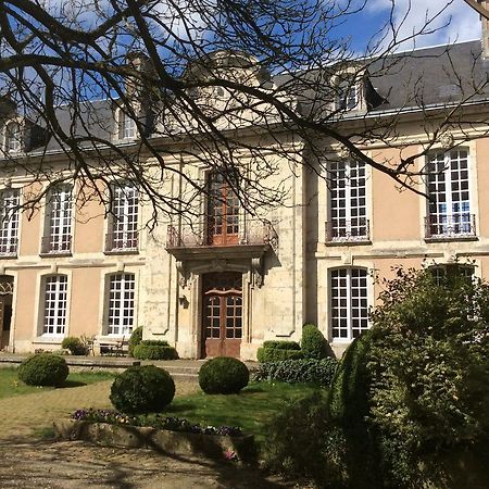 Hotel Des Tailles Mortagne-au-Perche Buitenkant foto