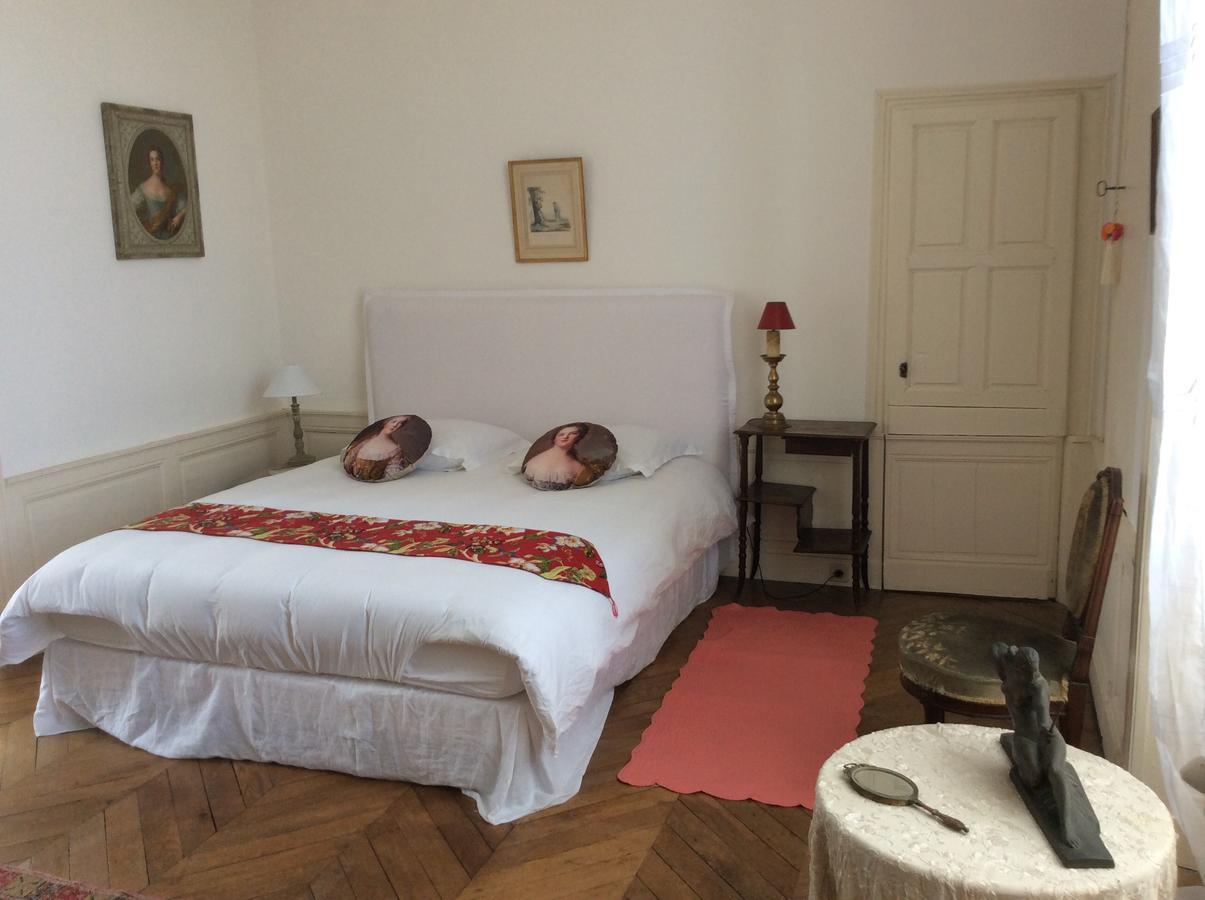 Hotel Des Tailles Mortagne-au-Perche Buitenkant foto