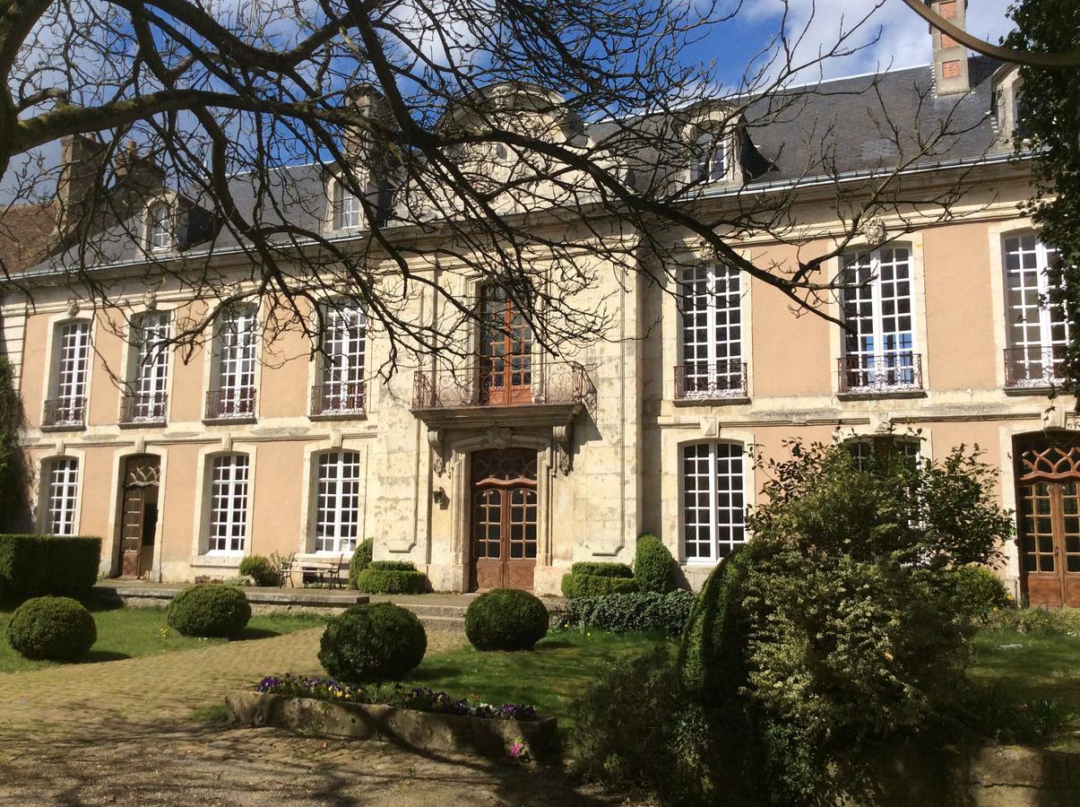 Hotel Des Tailles Mortagne-au-Perche Buitenkant foto